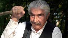 Kızı Sayesinde 18 Yıl Sonra Sahnede