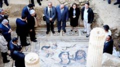 Zeugma Mozaiklerine Ayakkabı İle Basılır mı?