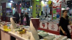 Kitap Fuarına Kadın Damgası