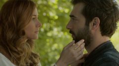 Poyraz Karayel’in edebiyat sevdası