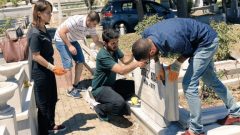 Oğuz Atay’ın mezar taşı temizlendi