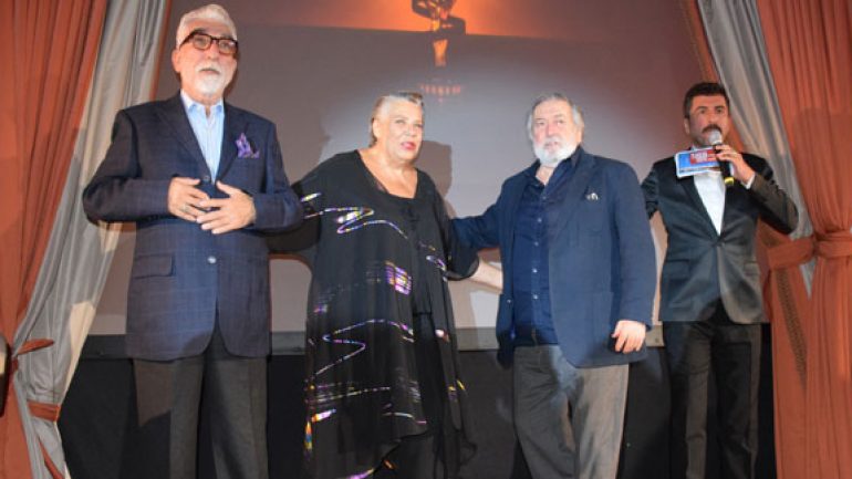 Frankfurt Türk Film Festivali onur ödülleri verildi