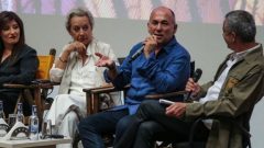 Çalıştığım oyunculara aşık oluyorum