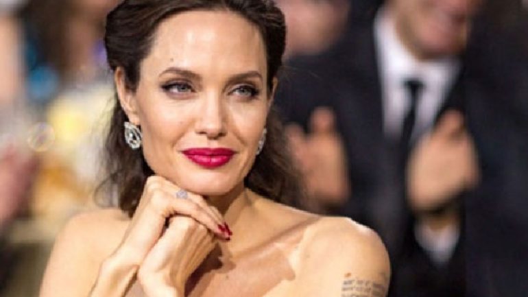 Angelina Jolie sinemaya geri dönüyor