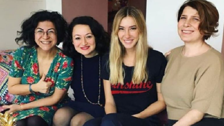 Şeyma Subaşı kitap yazıyor