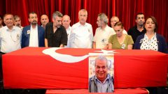 Cengiz Sezici son yolculuğunda Türk bayrağıyla