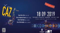 Karaköy iskelesindeki caz molasında İpek Dinç Yüce