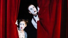 İzmir Şehir Tiyatroları pandemi nedeniyle perde kapattı