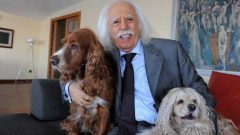 Haydar Dümen tiyatro sahnesinde anıldı