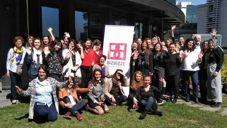 Girişimci kadın dayanışması BizBizze ile Anadolu’ya yayılıyor