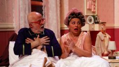 “Yatak Odası Komedisi” tiyatroda gülmek isteyenler için Beylikdüzü’nde