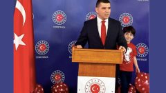 Köstence’de bir güzel çocuk