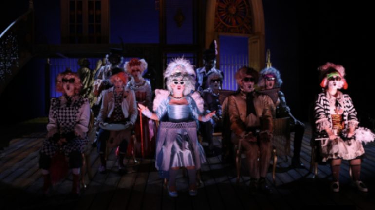 İBB Şehir Tiyatroları’nda hangi oyunlar sahneleniyor