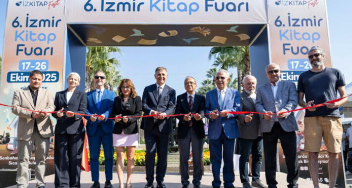 İzmir Kitap Fuarı altıncı kez kapılarını açtı